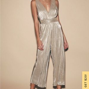 Lulus Turn Up Metallic Pleated V Neck Culotte Jumpsuit (small)